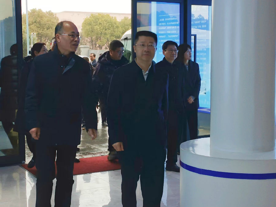圖1.jpg